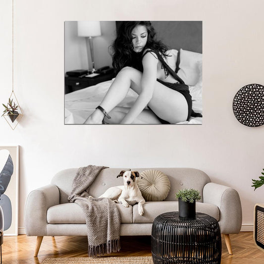 Kristin Kreuk Hot Sexy Actress BW Wall Art Print Poster