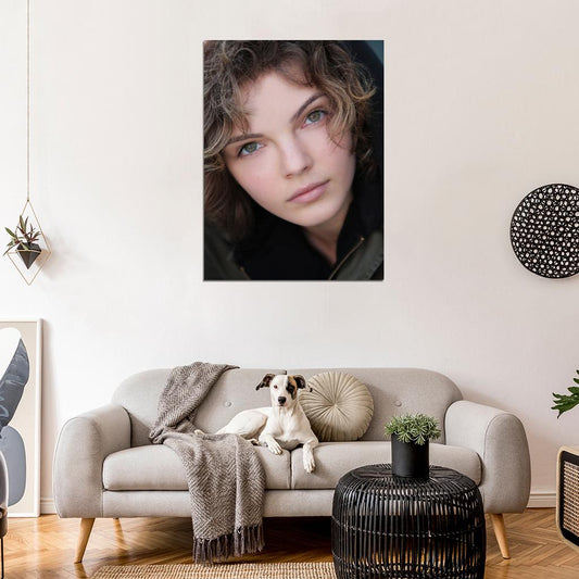 Gotham Selina Kyle Camren Bicondova Actress Tv Series Wall Art Print Poster