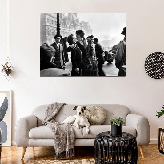 Kiss At The Hotel De Ville Paris Famous Old BW Wall Decor Room Print Retro Vintage Poster