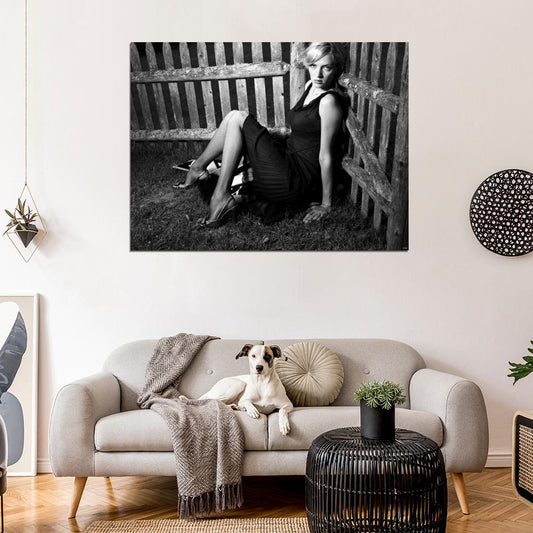 Uma Thurman Awesome Cool Actress Vintage BW Wall Art Print Poster