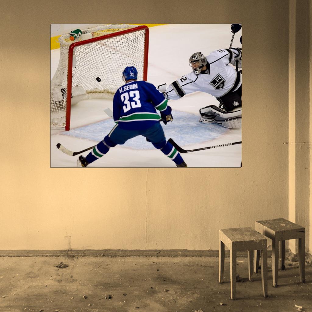 Henrik Sedin Goal Hockey Sport Wall Art Print Poster