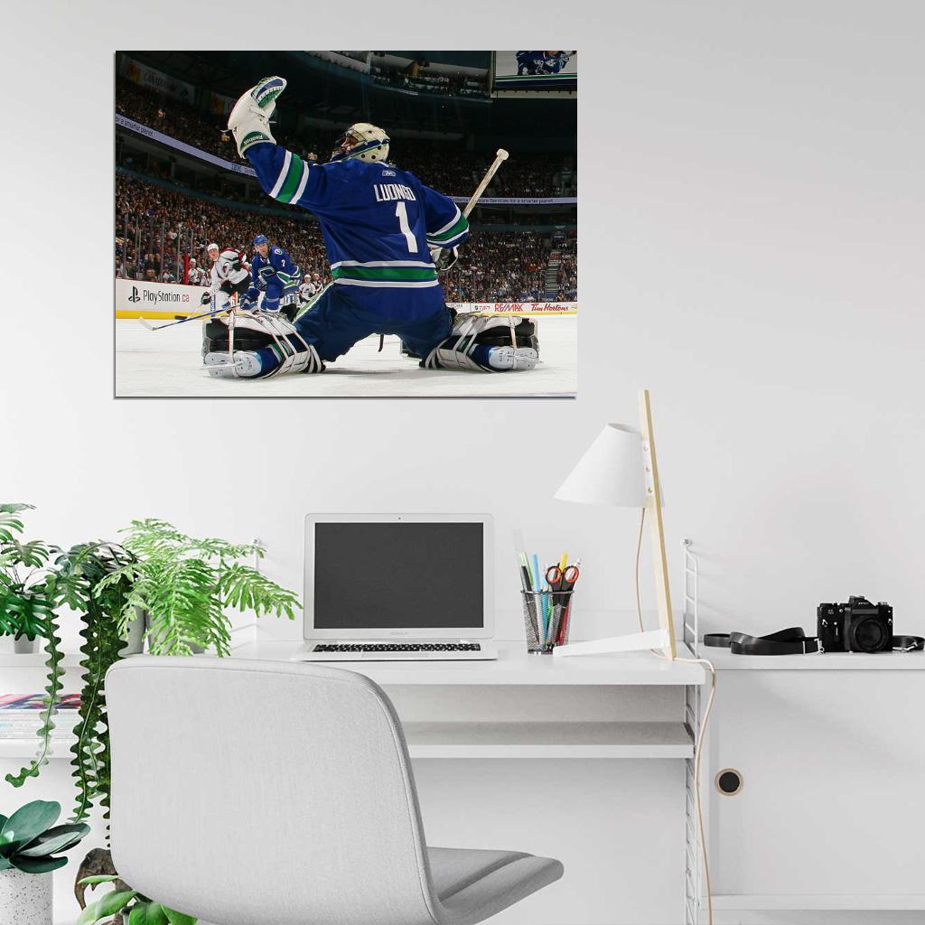 Roberto Luongo Goaltender Hockey Sport Wall Art Print Poster