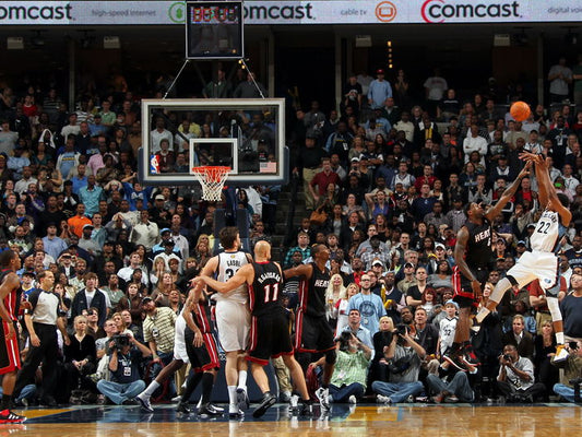 Rudy Gay Buzzer Beater Game Winner Basketball Sport Wall Art Print Poster