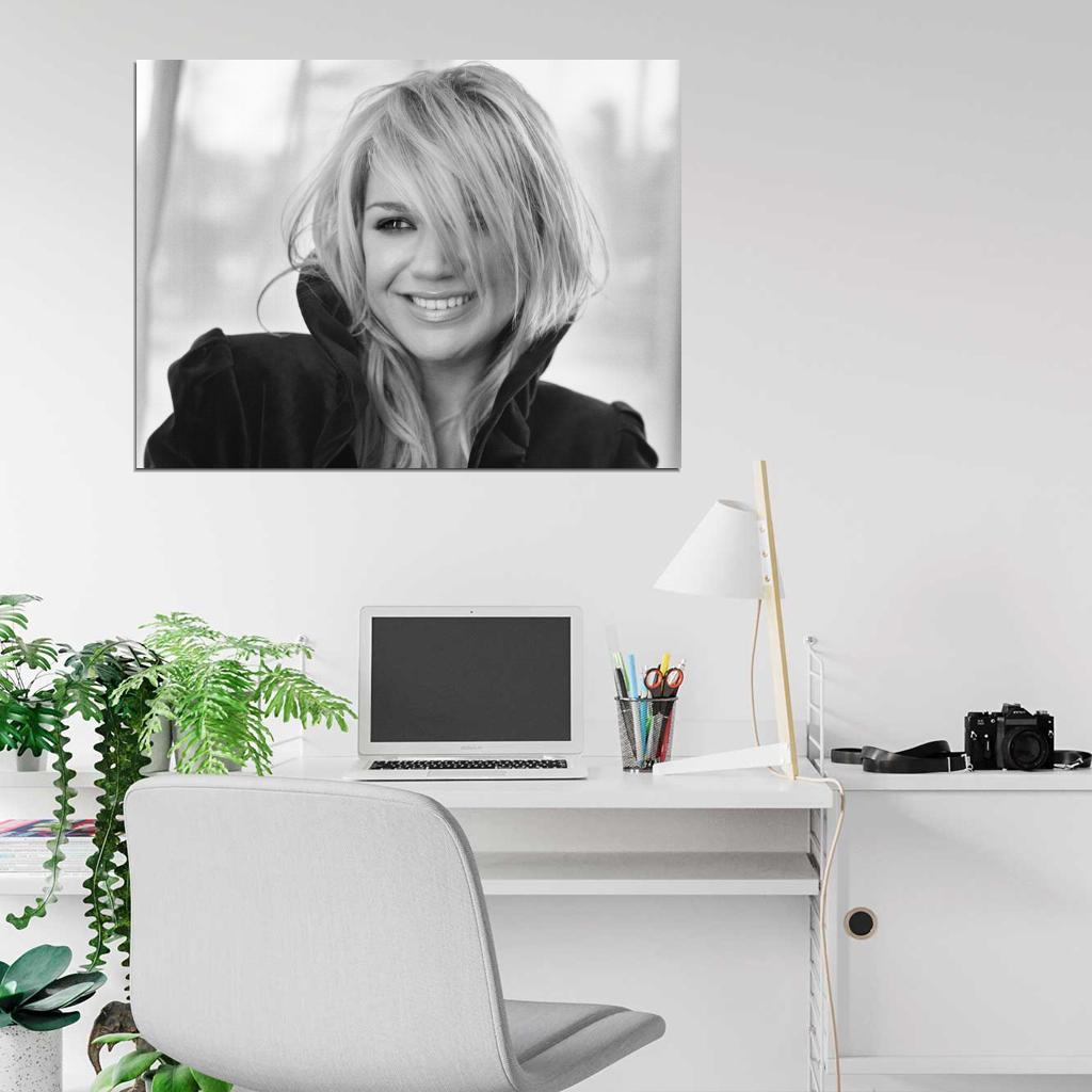 Kelly Clarkson Portrait Smile Cute Pop Music Singer BW Rare Wall Art Print Poster