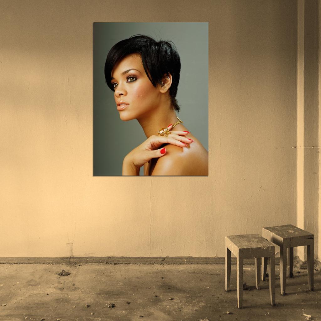Rihanna Beautiful Portrait R&B Pop Music Singer Rare Wall Art Print Poster