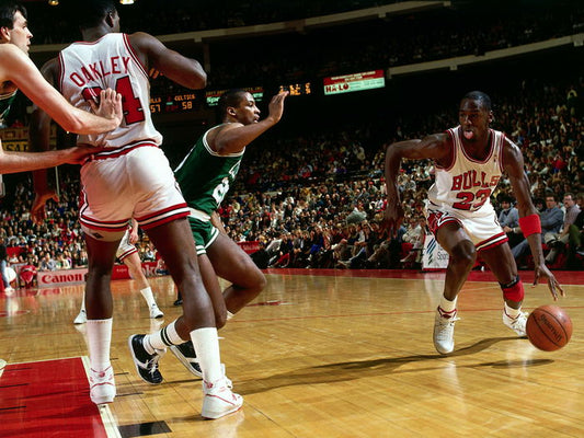 Michael Jordan Dribbling Retro Basketball Sport Wall Art Print Poster