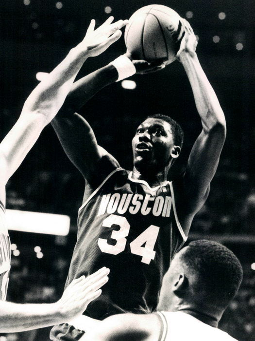 Hakeem Olajuwon Retro Vintage Basketball Sport Wall Art Print Poster