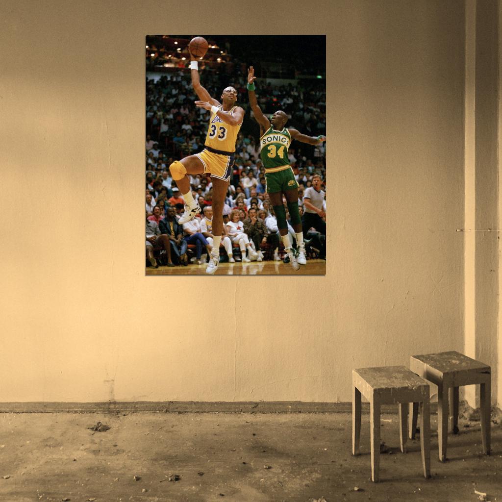 Kareem Abdul-Jabbar Sky Hook Shot Retro Vintage Basketball Sport Wall Art Print Poster