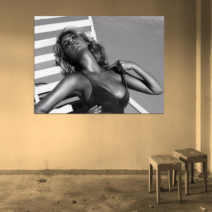 Kate Upton Hot Sexy Breast Beach Model BW Wall Art Print Poster