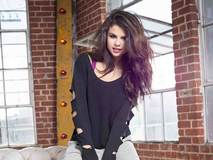 Selena Gomez Beautiful Hair Pop Music Singer Wall Art Print Poster