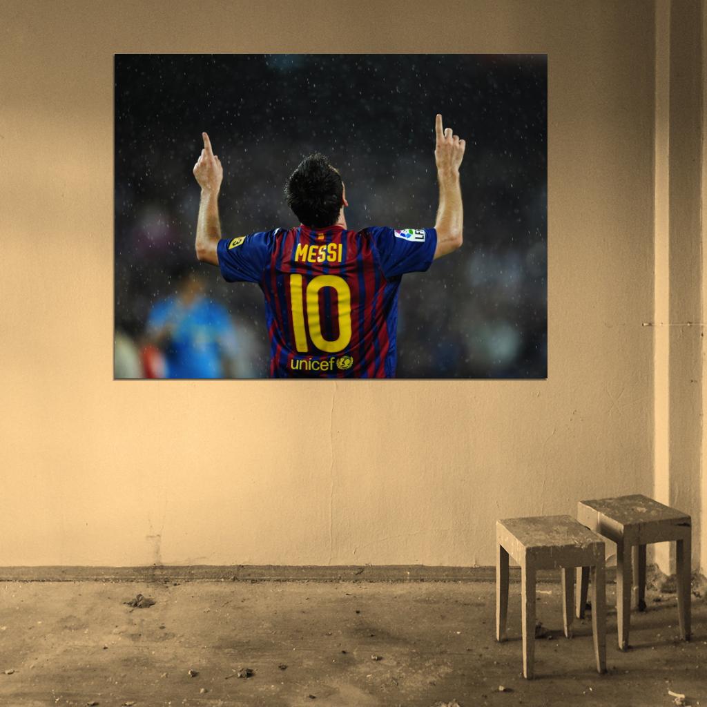 Lionel Messi Back Rain Argentina Football Soccer Sport Wall Art Print Poster