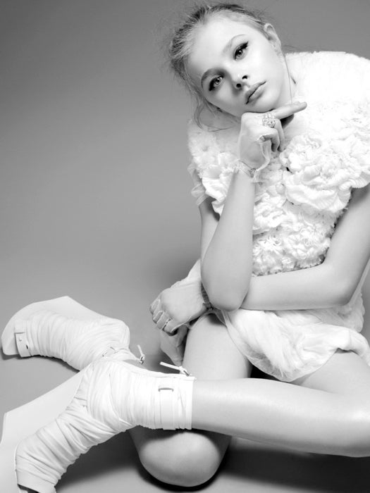 Chloe Grace Moretz Hot Actress Cute Girl Sexy BW Wall Art Print Poster