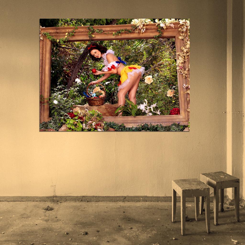 Karlie Montana Snow White Hot Pin-Up Babe Sexy Butt Pin Up Wall Art Print Poster