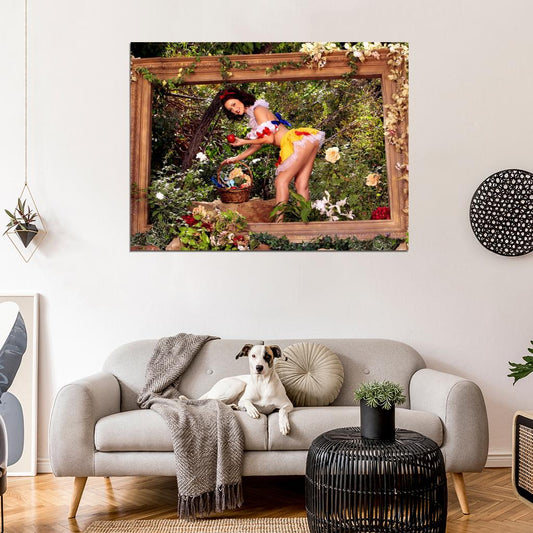 Karlie Montana Snow White Hot Pin-Up Babe Sexy Butt Pin Up Wall Art Print Poster