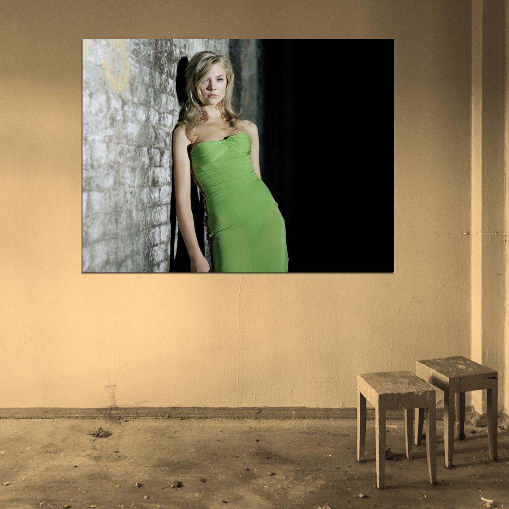 Natalie Dormer Hot Actress Sexy Dress Wall Art Print Poster