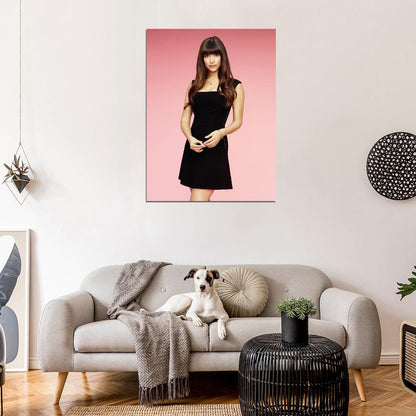 New Girl Hannah Simone TV Series Wall Art Print Poster