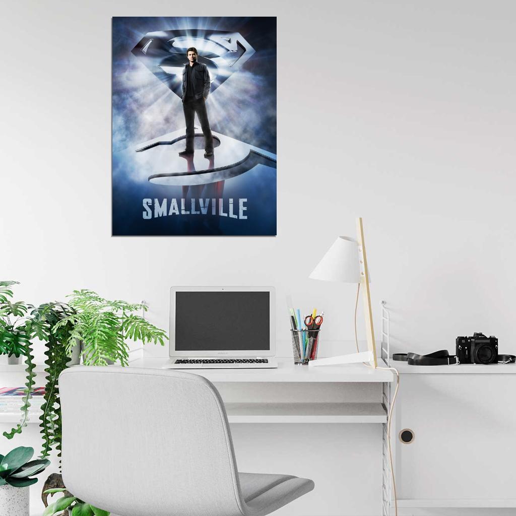 Smallville Tom Welling Clark Kent TV Series Wall Art Print Poster