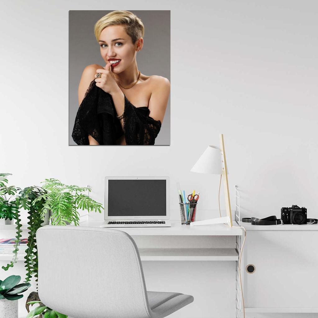 Miley Cyrus Beauty Hot Country Pop Singer Music Art Wall Art Print Poster
