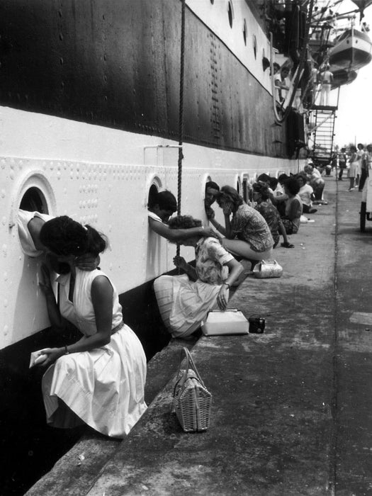 The Last Kiss WW2 World War II Retro Wall Art Print Poster