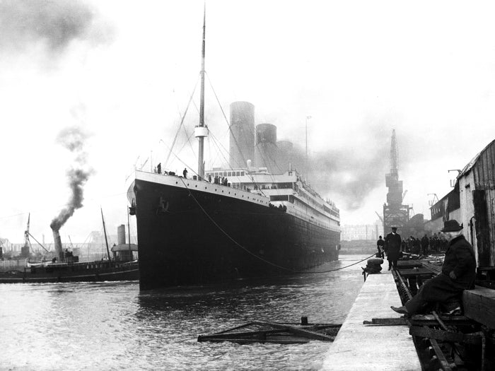 RMS Titanic Port Old Retro 1912 Original Vintage Photo BW Wall Art Print Poster