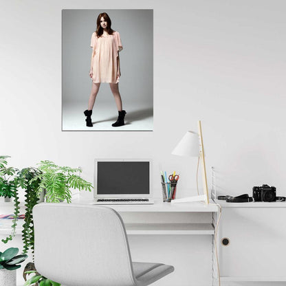 Karen Gillan Cute Actress Beautiful Hot Girl Wall Art Print Poster