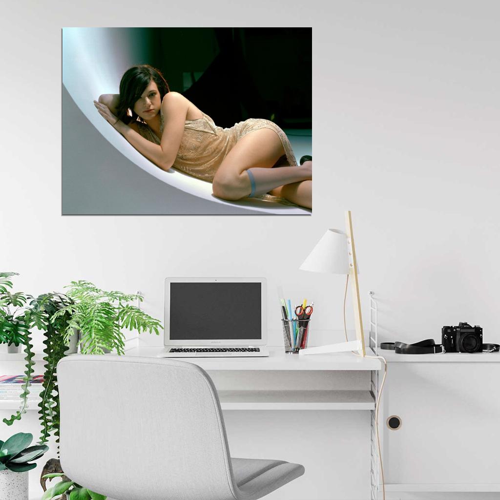 Asia Argento Hot Actress Sexy Model Nude Naked Wall Art Print Poster