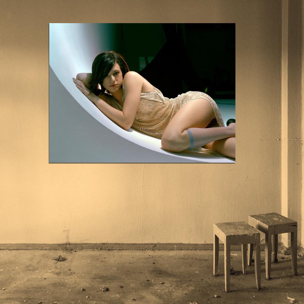 Asia Argento Hot Actress Sexy Model Nude Naked Wall Art Print Poster