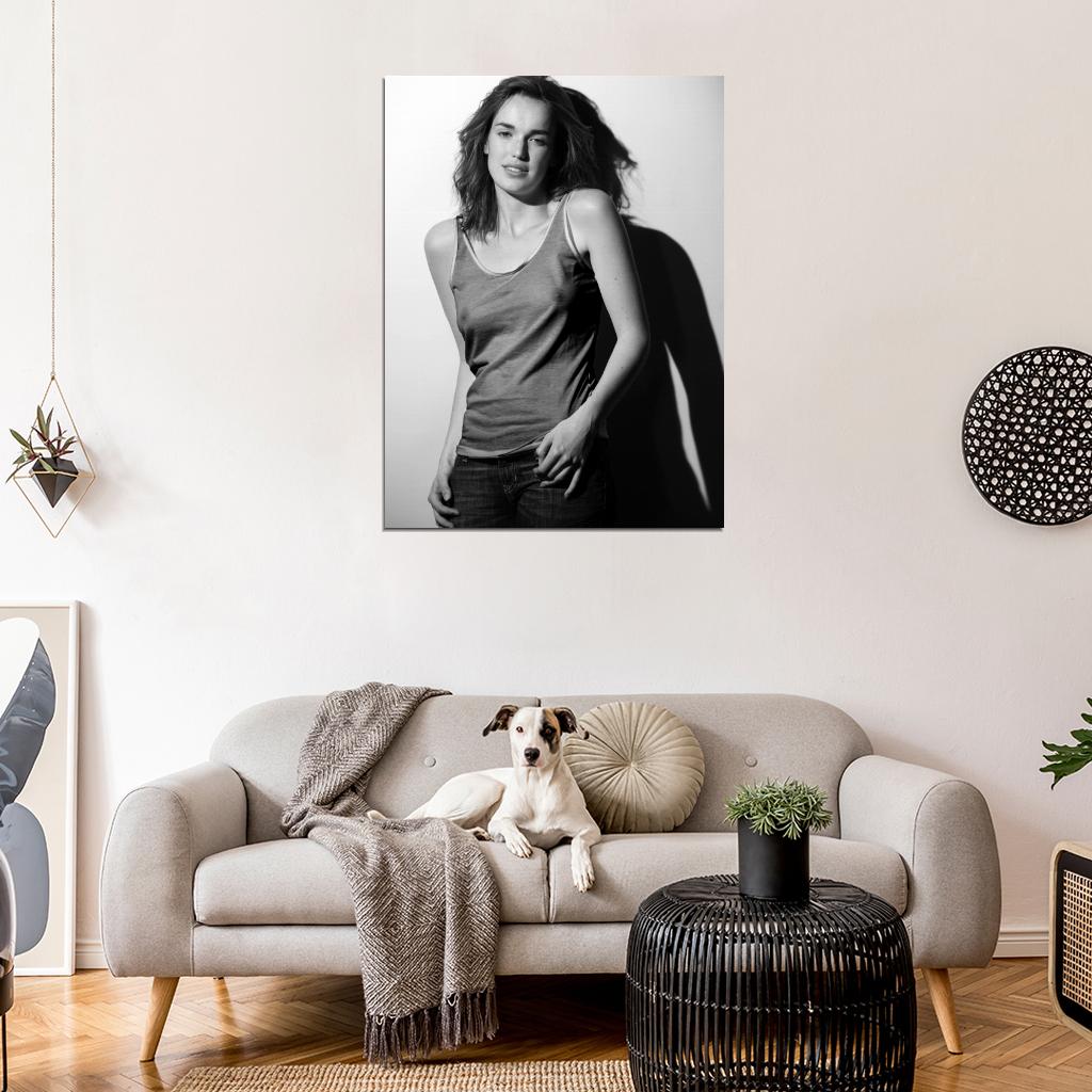 Elizabeth Henstridge Hot Actress BW Sexy Woman Wall Art Print Poster