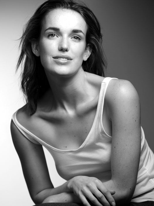 Elizabeth Henstridge Hot Beautiful Actress BW Wall Art Print Poster