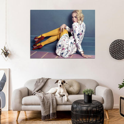Elle Fanning Hot Beautiful Cute Actress Wall Art Print Poster