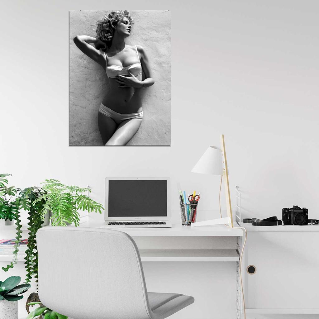 Eva Herzigova Hot Model Sexy Body Lingerie BW Wall Art Print Poster