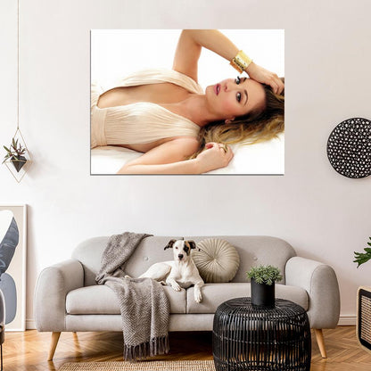 Kaley Cuoco Hot Actress Beautiful Penny The Big Bang Theory Portrait Wall Art Print Poster