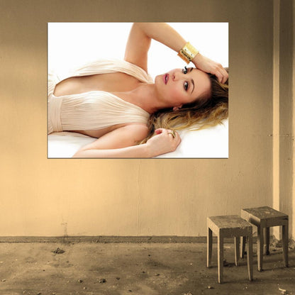 Kaley Cuoco Hot Actress Beautiful Penny The Big Bang Theory Portrait Wall Art Print Poster