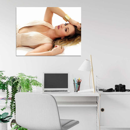 Kaley Cuoco Hot Actress Beautiful Penny The Big Bang Theory Portrait Wall Art Print Poster