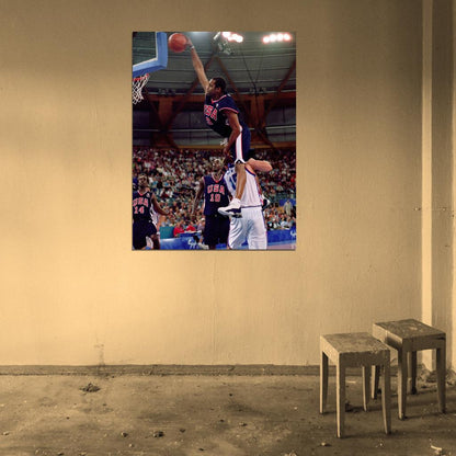 Vince Carter Posterize Monster Dunk 2000 US Team Basketball Sport Wall Art Print Poster