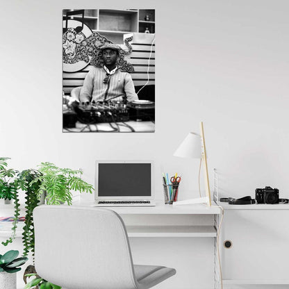 Aloe Blacc BW Soul R&B Rap Hip-Hop Music Rapper Wall Art Print Poster