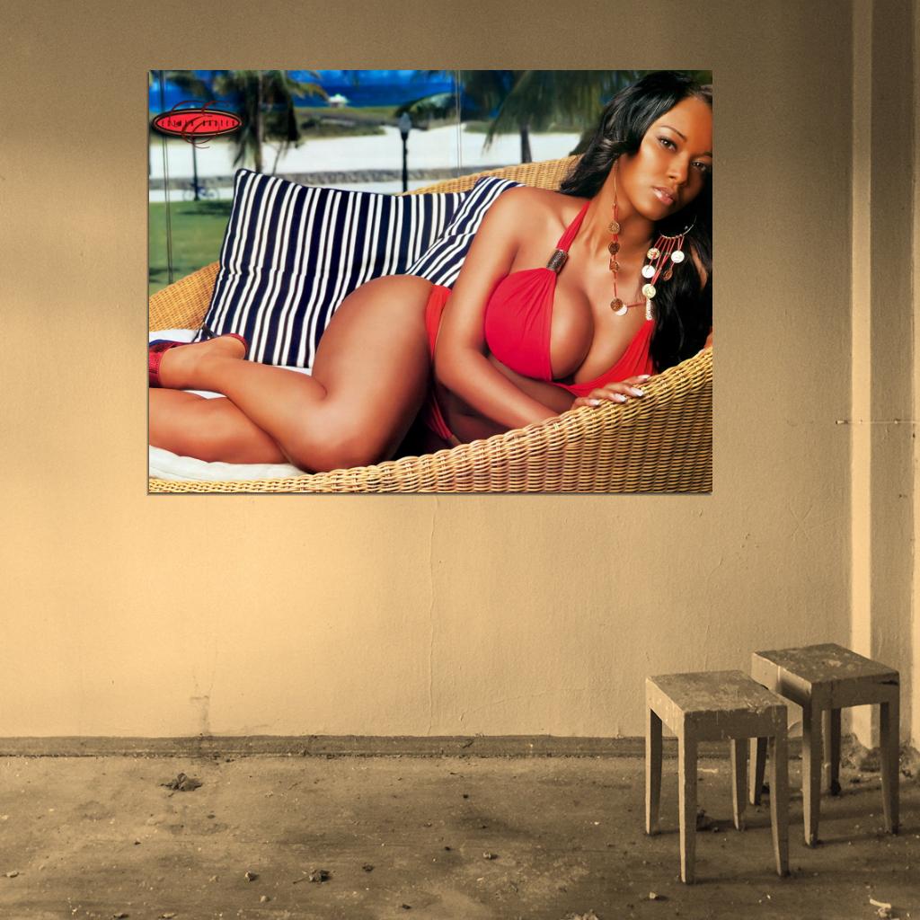 Esther Baxter Hot Busty Model Sexy Actress Bikini Big Boobs Wall Art Print Poster