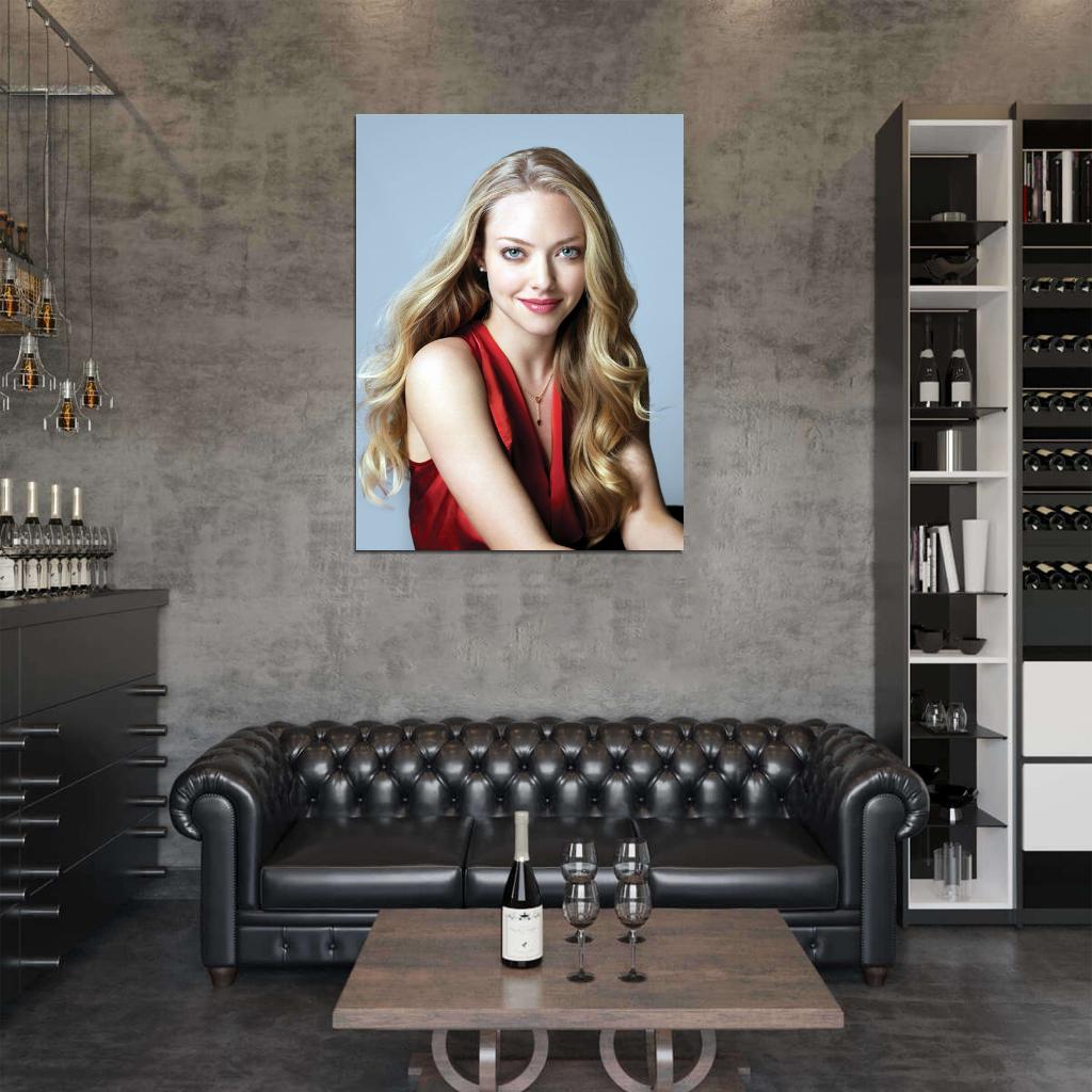 Amanda Seyfried Cute Actress Wall Art Print Poster