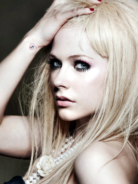 Avril Lavigne Beautiful Portrait Pop Punk Music Singer Wall Art Print Poster