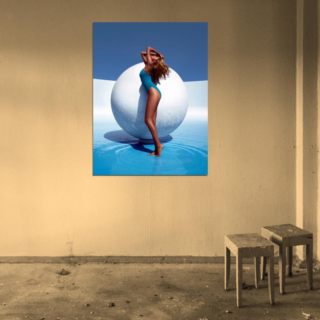 Kate Upton White Ball Water Sexy Model Wall Art Print Poster
