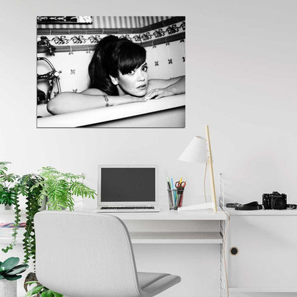 Lily Allen Pop Music Singer BW Wall Art Print Poster