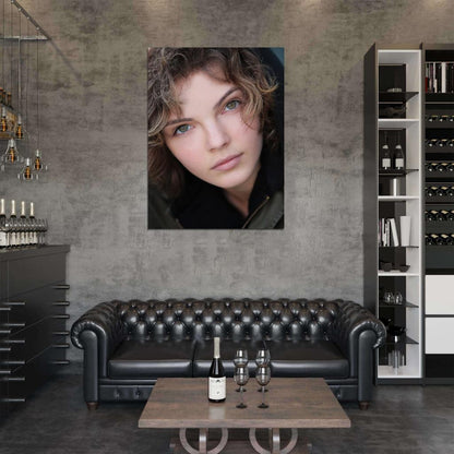 Gotham Selina Kyle Camren Bicondova Actress Tv Series Wall Art Print Poster