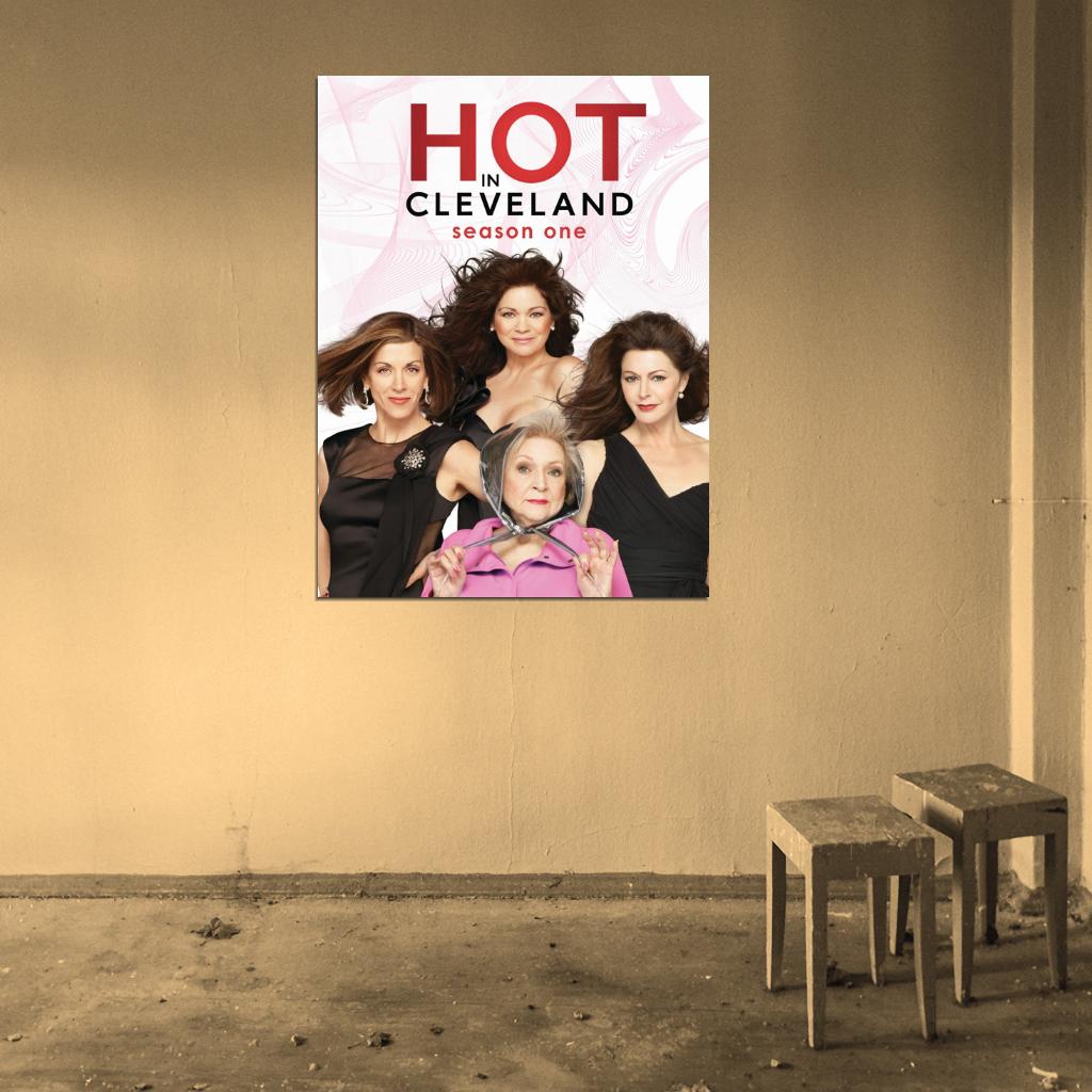 Hot in Cleveland Tv Series Wall Art Print Poster