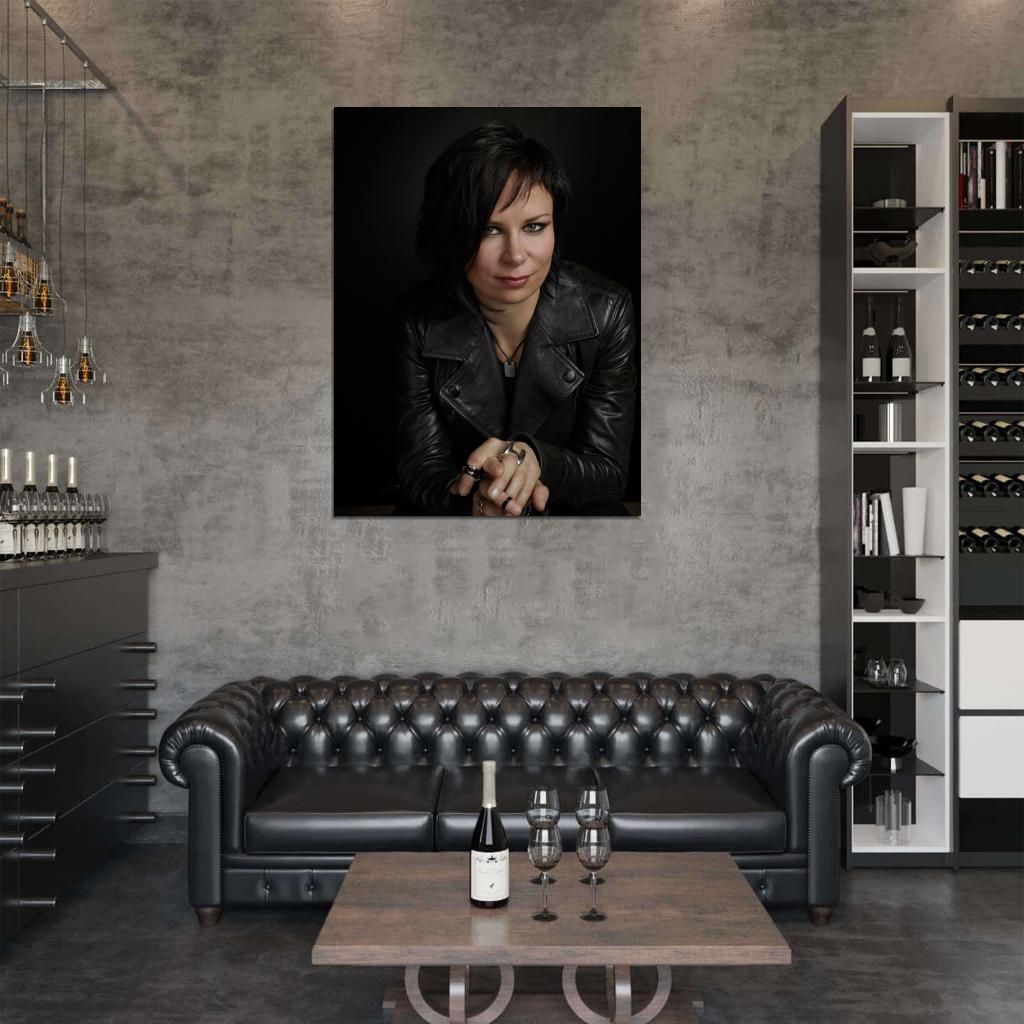 24 Live Another Day Chloe O'Brian Mary Lynn Rajskub Tv Series Wall Art Print Poster