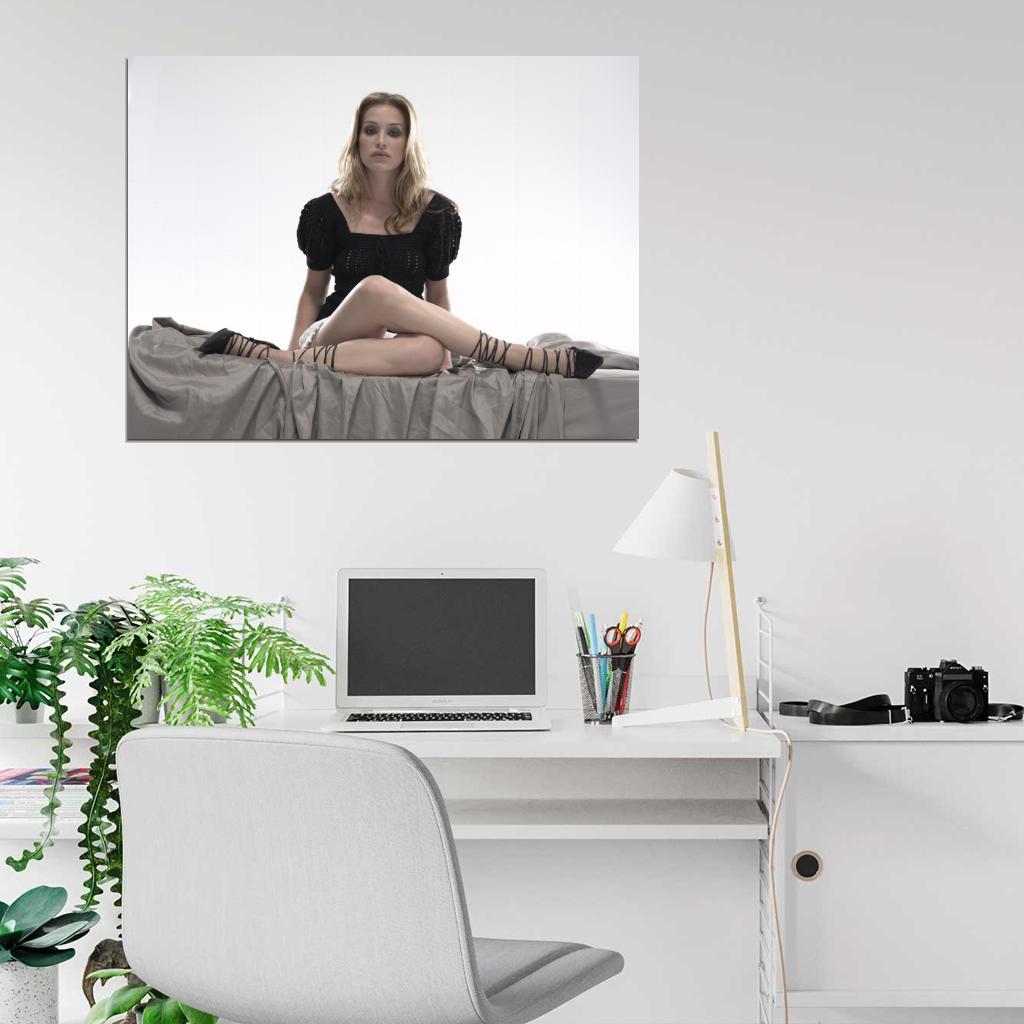 Piper Perabo Actress Wall Art Print Poster