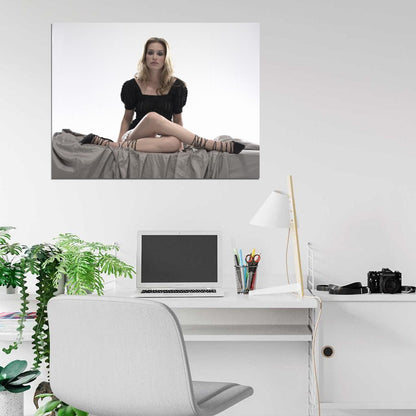 Piper Perabo Actress Wall Art Print Poster