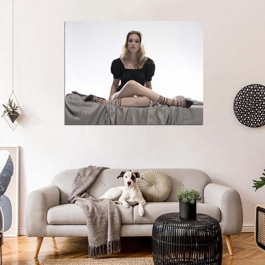 Piper Perabo Actress Wall Art Print Poster