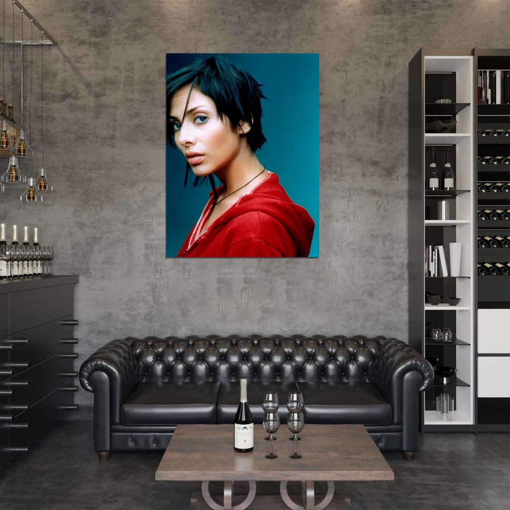 Natalie Imbruglia Portrait Singer Beautiful Actress Wall Art Print Poster