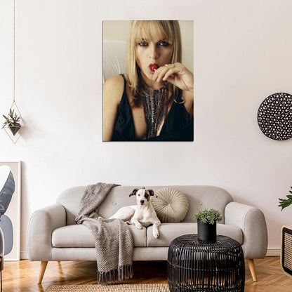 Taryn Manning Beautiful Actress Hot Portrait Sexy Lollipop Wall Art Print Poster