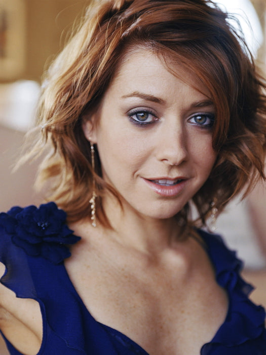 Alyson Hannigan Beautiful Actress Hot Portrait Wall Art Print Poster